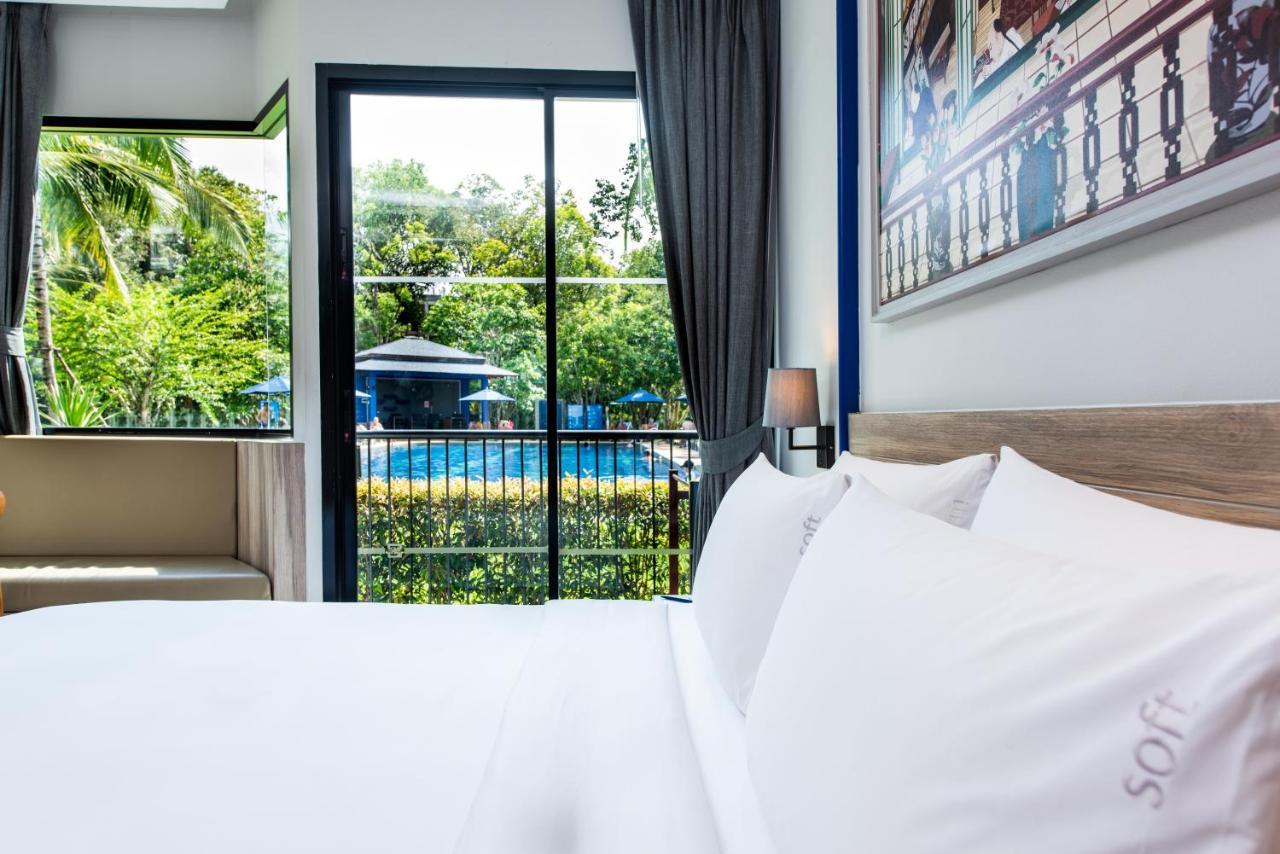 Holiday Style Ao Nang Beach Resort, Krabi Exterior photo