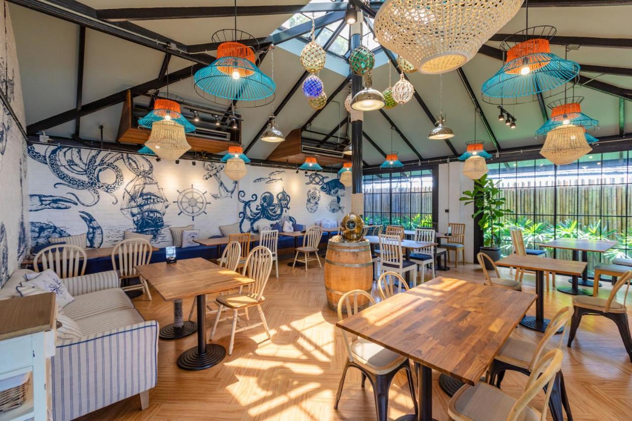 Holiday Style Ao Nang Beach Resort, Krabi Exterior photo