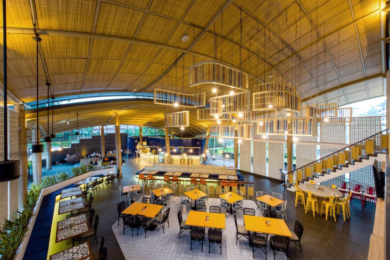 Holiday Style Ao Nang Beach Resort, Krabi Exterior photo